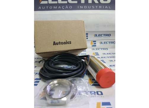Sensor capacitivo CR30-15AC NF 2 Fios 100-240VCA Nao Faceado cabo 2M - Autonics