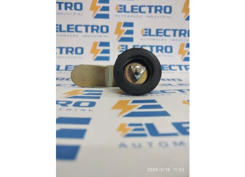 Fecho Lingueta Cromado Miolo Triângulo Cod. 271520 - Tasco