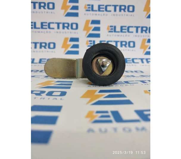 Fecho Lingueta Cromado Miolo Triângulo Cod. 271520 - Tasco